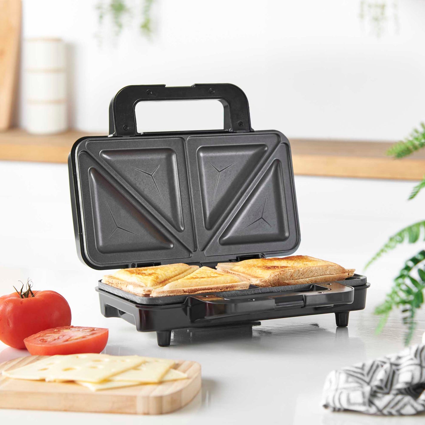 Lewis's Deep Fill Sandwich Maker