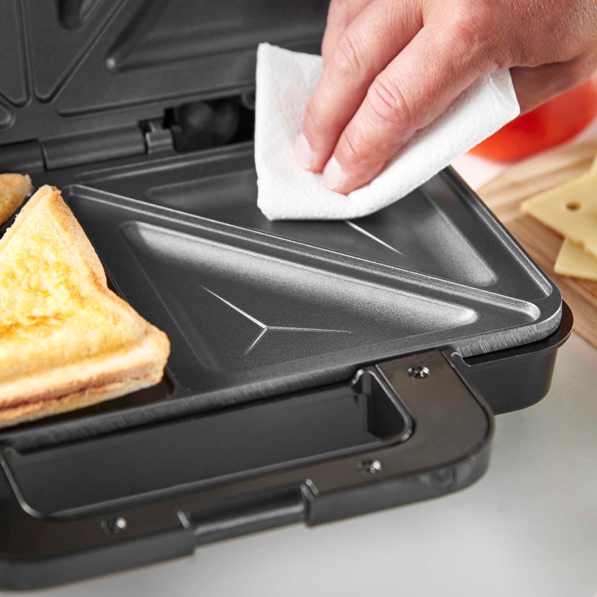 Double Deep Fill Toastie Maker / Sandwich Toaster - Home Treats UK